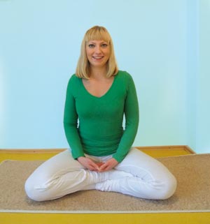 Yogalehrerin Kamala Stange
